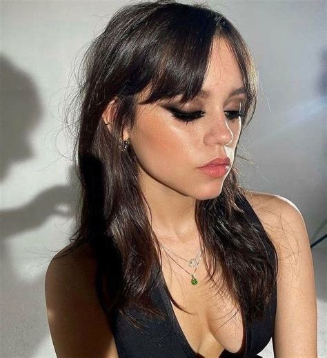 jenna ortega pezones|Jenna Ortega Sexy Tits and Ass Photo Collection